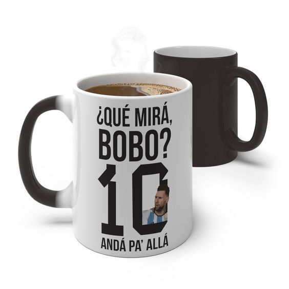 Que Mira Bobo Mug, Argentina 2022 Anda Pa Alla White Black Ceramic 11oz 15oz Mugs for Fans of Football Soccer