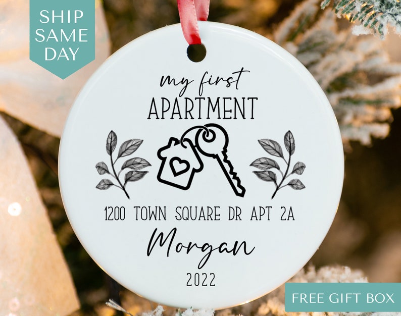 Personalized First Apartment Christmas Ornament 2022, Custom Couples Name Address Ceramic Ornaments for First Christmas in New Apartment, Ornament Keepsake Gift Ideas